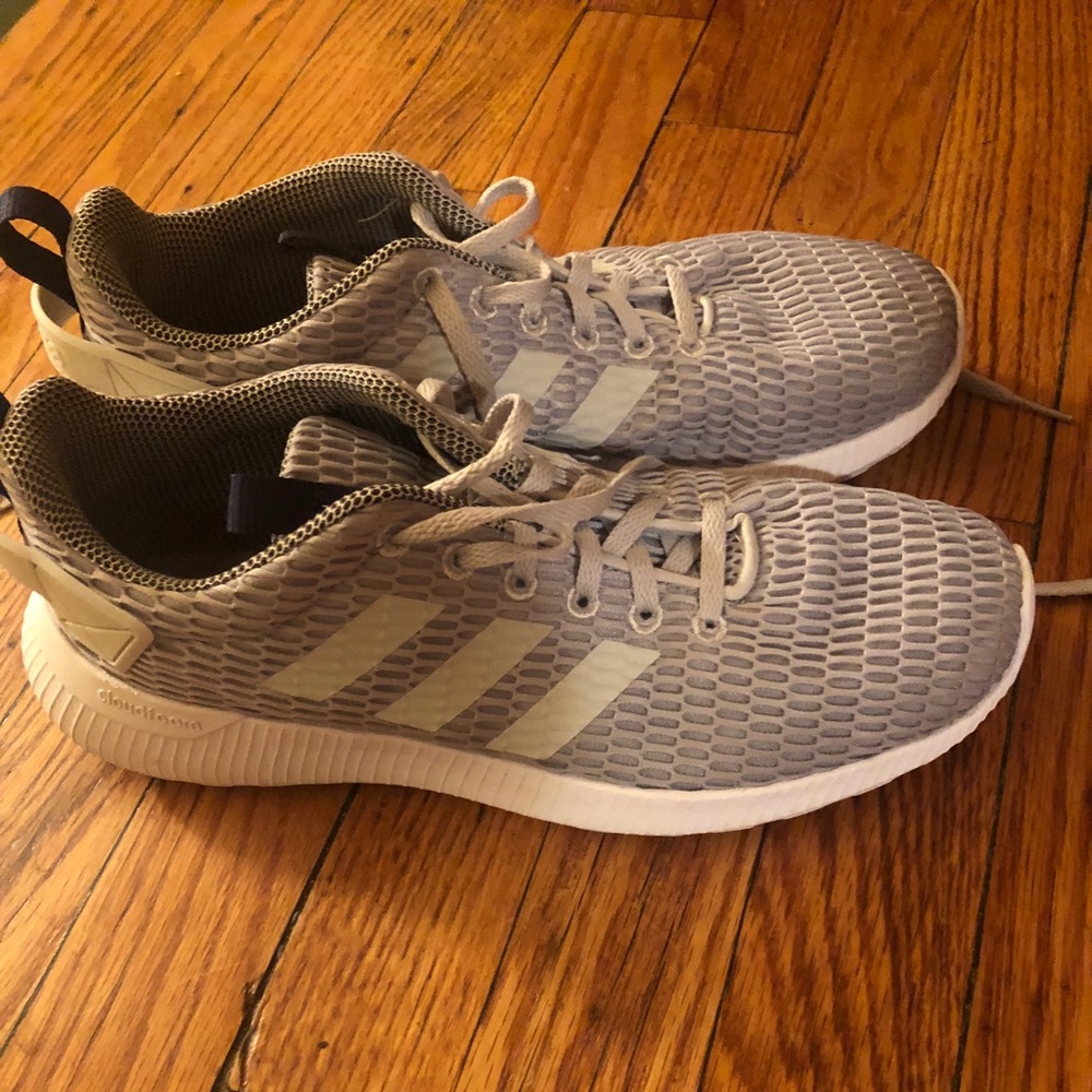 Women’s Adidas shoes